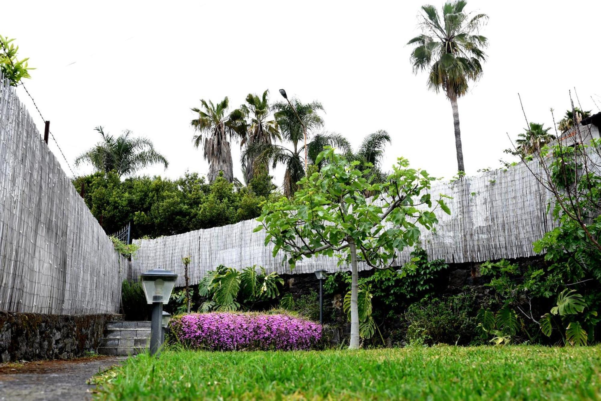 Casa Vacanze Borgata Del Sorbo Acireale Exterior foto